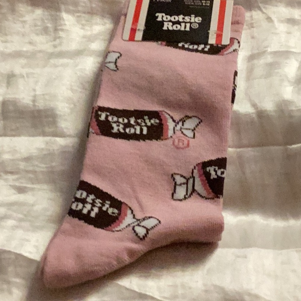 NWT Fun Tootsie Roll Socks Size 10-13 Make Perfect Gift
